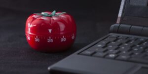 A técnica pomodoro é uma poderosa ferramenta para criar foco na realização de tarefas e melhoria da produtividade